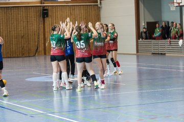 Bild 39 - wAJ HSG Kremperheide/Muensterdorf - HSG Herzhorn/Kollmar/Neuendorf : Ergebnis: 31:34